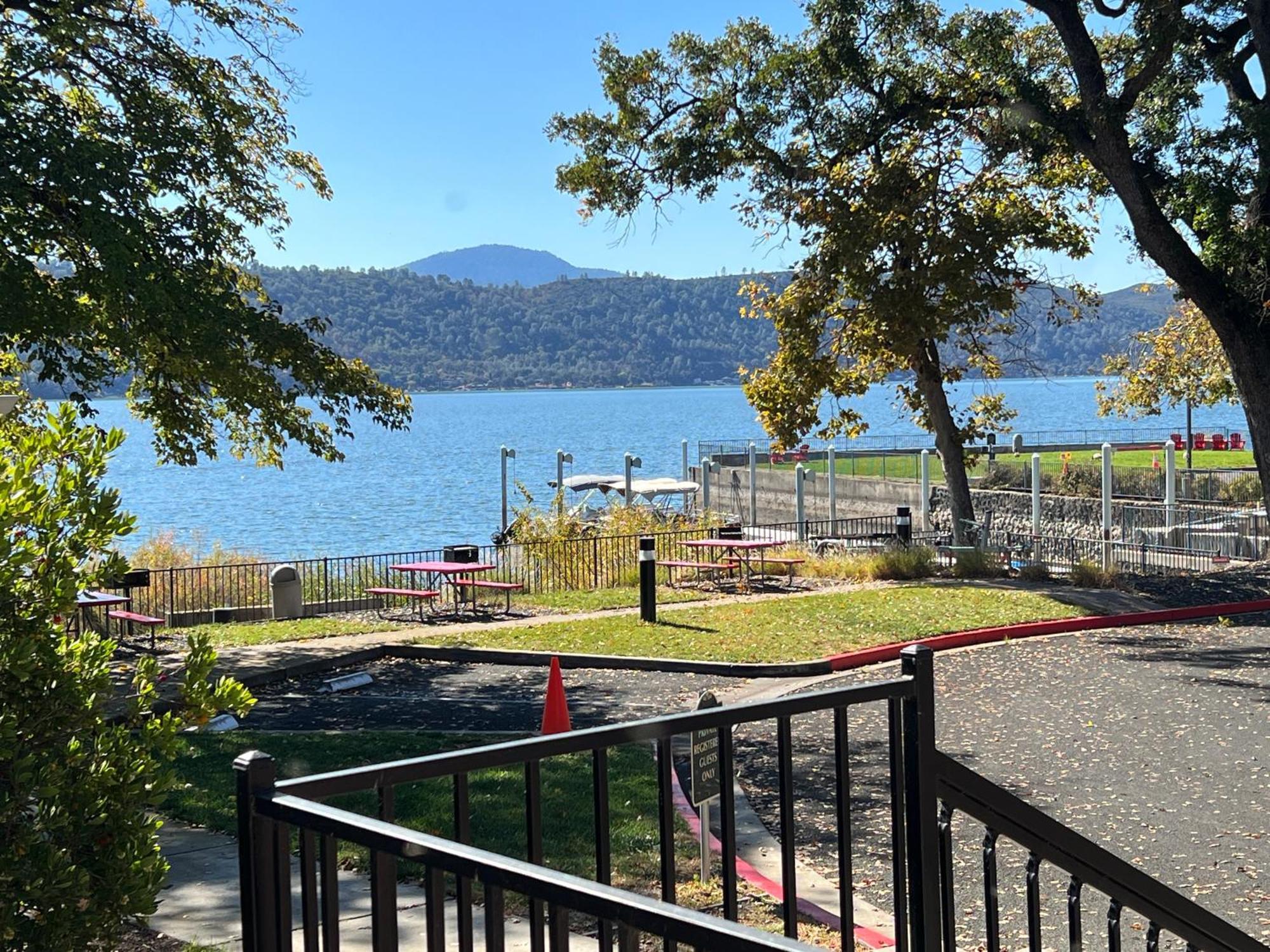 Clear Lake Cottages & Marina Clearlake Luaran gambar